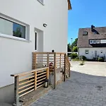 Messe- Und Apartman *